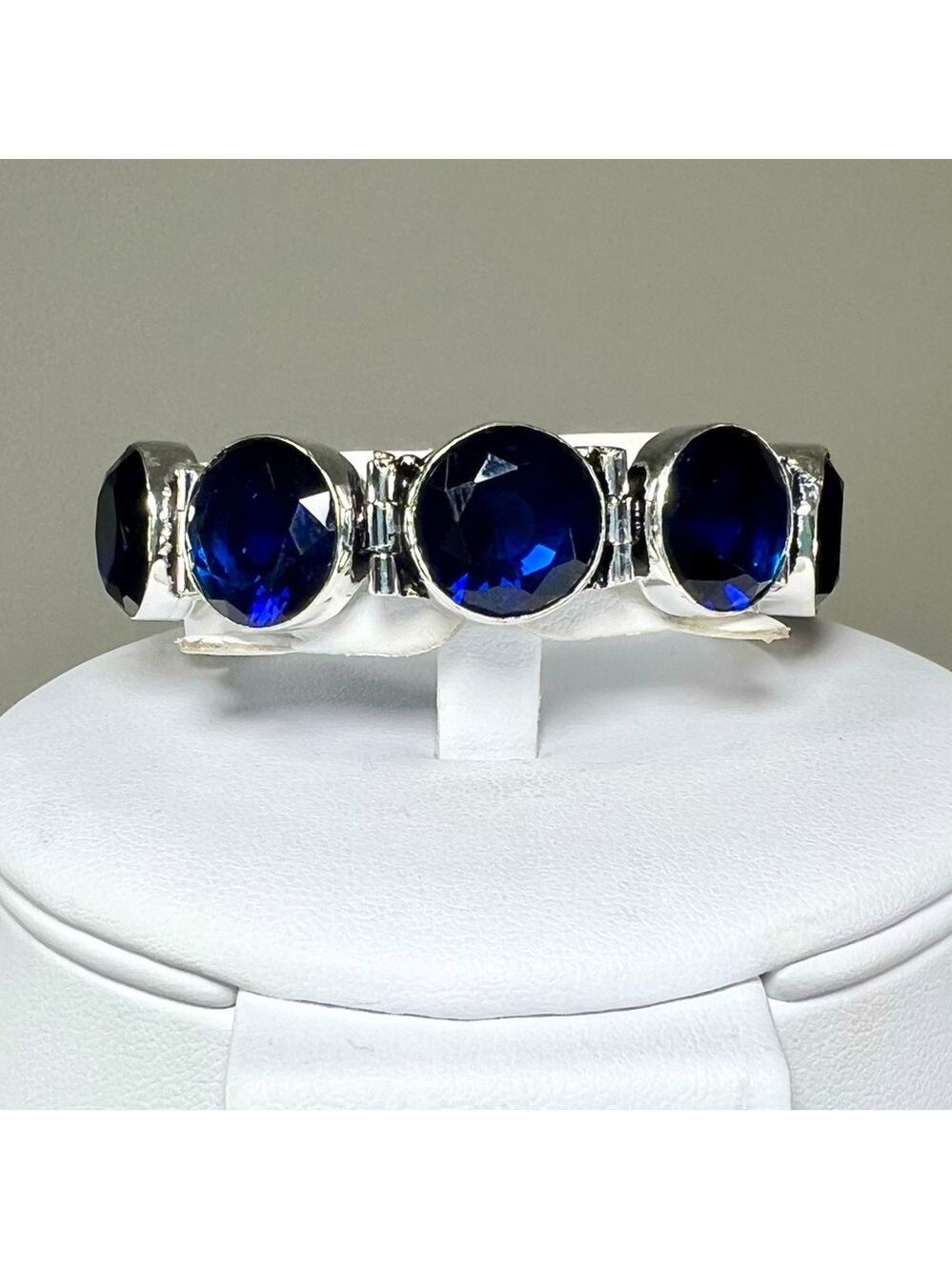 Tanzanite Bold Circles 925 Synthetic Gemstone Bracelet